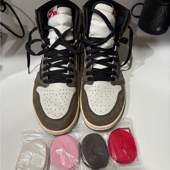 Nike Other - Travis Scott Jordan 1 Mocha High